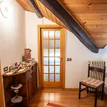 Maria Villa Torno
